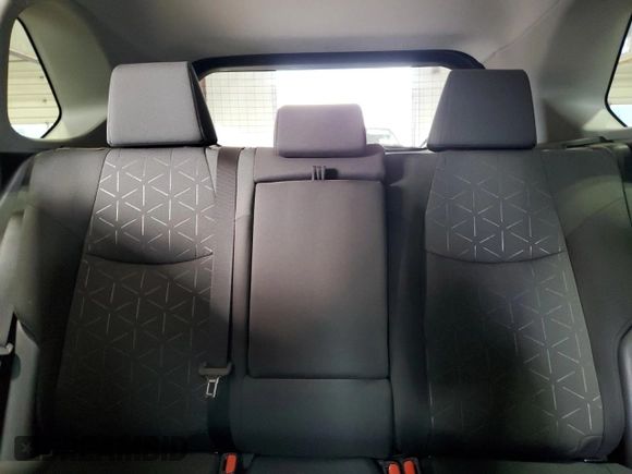 2022 Toyota RAV4 Hybrid XLE with VIN 4T3RWRFV3NU065148, listed as a Copart auction lot 78173914 with 9,914 mi miles and Salvage title. Bid and sale history available at DreamBid. Image 10.
