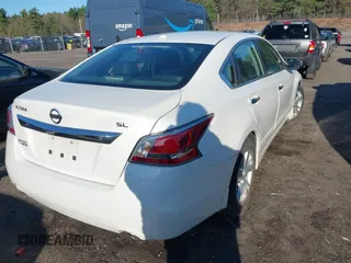 2015 Nissan Altima S with VIN 1N4AL3AP4FC159030, listed as a IAAI auction lot 42117530 with 124,237 mi miles and . Bid and sale history available at DreamBid. Image 4.