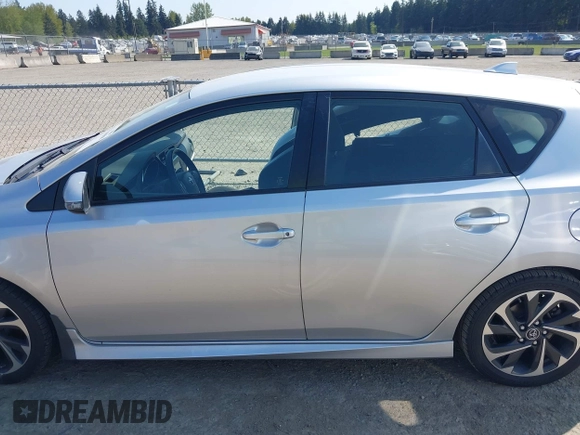 2018 Toyota Corolla iM with VIN JTNKARJE0JJ576022, listed as a IAAI auction lot 42114808 with 146,894 mi miles. Bid and sale history available at carsss.com. Image 15.