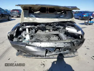 2016 Dodge Challenger 392 Hemi Scat Pack Shaker z VIN 2C3CDZFJ8GH279147, wystawiony jako Copart lot #41882095 z przebiegiem 98 874 mil mil oraz Szkoda całkowita • Salvage title. Historia ofert i sprzedaży dostępna na DreamBid. Obrazek 5.