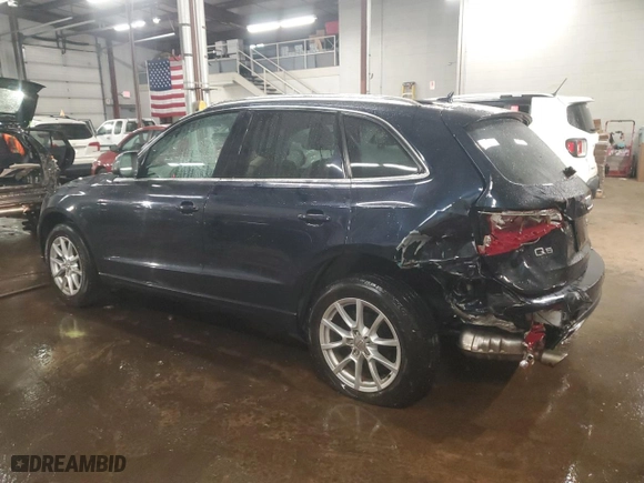 2010 Audi Q5 Premium with VIN WA1CKAFP8AA070059, listed as a Copart auction lot 85729634 with 162,294 mi miles and Salvage Title. Bid and sale history available at carsss.com. Image 2.
