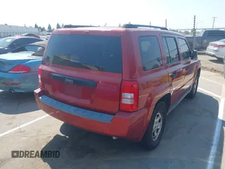 2008 Jeep Patriot Sport with VIN 1J8FT28088D703943, listed as a IAAI auction lot 42738705 with 195,234 mi miles and . Bid and sale history available at DreamBid. Image 4.