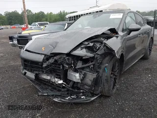 2022 Porsche Cayenne GTS с VIN WP1BG2AY6NDA55863, выставлен на аукционе IAAI как лот 42053500 с пробегом 39 663 миль миль и . История ставок и продаж доступна на DreamBid. Изображение 6.