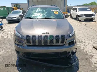 2018 Jeep Cherokee Latitude z VIN 1C4PJMCB7JD509688, wystawiony jako Copart lot #57351485 z przebiegiem 223 464 mil mil oraz Szkoda całkowita • Salvage title. Historia ofert i sprzedaży dostępna na DreamBid. Obrazek 14.