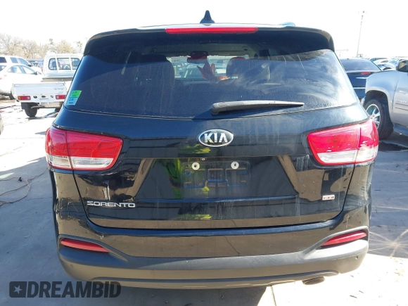 2018 Kia Sorento LX with VIN 5XYPG4A39JG342455, listed as a IAAI auction lot 41366386 with 131,033 mi miles. Bid and sale history available at carsss.com. Image 17.