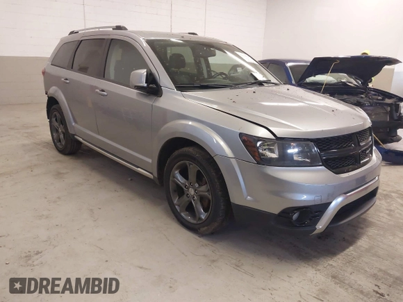 2016 Dodge Journey Crossroad Plus z VIN 3C4PDDGG9GT108885, wystawiony jako IAAI lot #41020929 z przebiegiem 124 167 mil mil oraz . Historia ofert i sprzedaży dostępna na DreamBid. Obrazek 1.