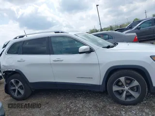 2019 Jeep Cherokee Limited with VIN 1C4PJMDN9KD180308, listed as a IAAI auction lot 42178830 with 164,453 mi miles and . Bid and sale history available at DreamBid. Image 13.