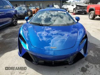 2024 McLaren Artura z VIN SBM16AEA2RW002389, wystawiony jako Copart lot #74246334 z przebiegiem 1374 mil mil oraz Nie do naprawy. Historia ofert i sprzedaży dostępna na DreamBid. Obrazek 5.
