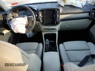 2020 Volvo XC40 Inscription z VIN YV4162UL6L2284663, wystawiony jako Copart lot #79441554 z przebiegiem Nie podano mil oraz Szkoda całkowita • Salvage title. Historia ofert i sprzedaży dostępna na DreamBid. Obrazek 8.