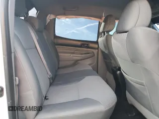 2015 Toyota Tacoma PreRunner with VIN 3TMKU4HN5FM046904, listed as a Copart auction lot 43085345 with 86,400 mi miles and Salvage title. Bid and sale history available at DreamBid. Image 10.