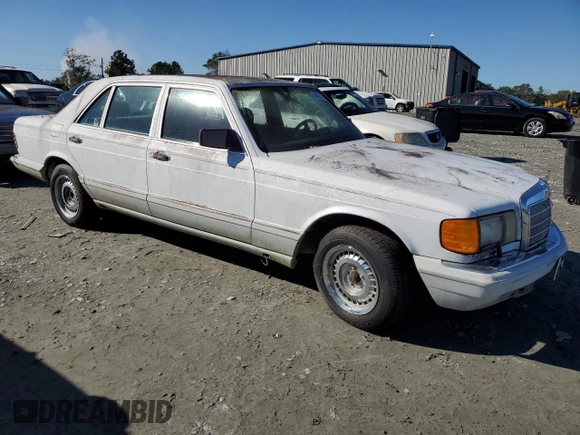 1991 Mercedes-Benz 300 with VIN WDBCA25E3MA563651, listed as a Copart auction lot 80231294 with 181,521 mi miles and Clean Title. Bid and sale history available at DreamBid. Image 4.