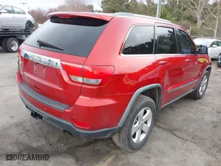 2011 Jeep Grand Cherokee Laredo with VIN 1J4RR4GT8BC636651, listed as a IAAI auction lot 41768944 with 200,160 mi miles. Bid and sale history available at carsss.com. Image 4.