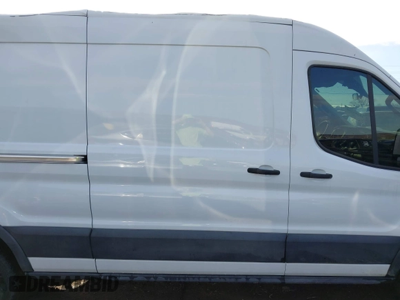 2020 Ford Transit Cargo with VIN 1FTBR1C8XLKB39681, listed as a IAAI auction lot 41304260 with 87,316 mi miles and . Bid and sale history available at DreamBid. Image 13.