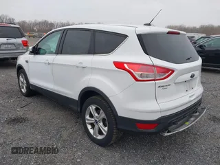 2013 Ford Escape SE with VIN 1FMCU9GXXDUD25032, listed as a IAAI auction lot 41780594 with 160,152 mi miles. Bid and sale history available at carsss.com. Image 3.