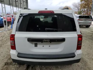 2017 Jeep Patriot Sport z VIN 1C4NJPBA3HD164591, wystawiony jako Copart lot #80905904 z przebiegiem 115 775 mil mil oraz Czysty tytuł • Clean title. Historia ofert i sprzedaży dostępna na DreamBid. Obrazek 6.