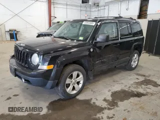 2014 Jeep Patriot Latitude z VIN 1C4NJRFB8ED647617, wystawiony jako Copart lot #53063505 z przebiegiem 139 132 mil mil oraz Szkoda całkowita • Salvage title. Historia ofert i sprzedaży dostępna na DreamBid. Obrazek 1.