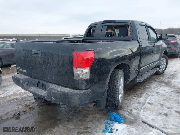 2007 Toyota Tundra SR5 with VIN 5TBRV54107S471400, listed as a IAAI auction lot 41643894 with 261,347 mi miles. Bid and sale history available at carsss.com. Image 4.