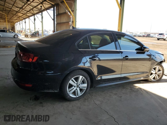 2013 Volkswagen Jetta Hybrid SE z VIN 3VW637AJXDM259158, wystawiony jako Copart lot #50423615 z przebiegiem 109 280 mil mil oraz Szkoda całkowita • Salvage title. Historia ofert i sprzedaży dostępna na DreamBid. Obrazek 3.