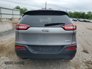 2015 Jeep Cherokee Latitude z VIN 1C4PJMCS5FW514819, wystawiony jako Copart lot #56662365 z przebiegiem 40 169 mil mil oraz Szkoda całkowita • Salvage title. Historia ofert i sprzedaży dostępna na DreamBid. Obrazek 6.