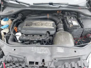 2009 Volkswagen GTI z VIN WVWED71K09W033982, wystawiony jako IAAI lot #42476732 z przebiegiem 169 250 mil mil oraz . Historia ofert i sprzedaży dostępna na DreamBid. Obrazek 10.