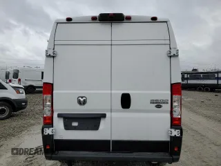 2024 Ram ProMaster Cargo Tradesman with VIN 3C6LRVDG5RE105345, listed as a Copart auction lot 80251084 with 2,440 mi miles and Non Repairable. Bid and sale history available at DreamBid. Image 6.