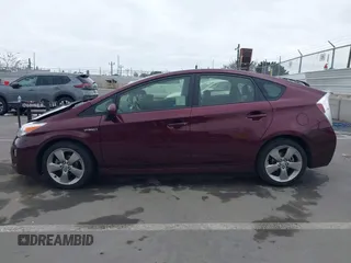 2013 Toyota Prius One with VIN JTDKN3DU1D5574074, listed as a IAAI auction lot 41894309 with 92,448 mi miles. Bid and sale history available at carsss.com. Image 14.
