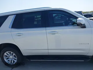 2023 Chevrolet Tahoe LT z VIN 1GNSKNKD3PR313606, wystawiony jako IAAI lot #41829552 z przebiegiem 35 713 mil mil oraz . Historia ofert i sprzedaży dostępna na DreamBid. Obrazek 13.
