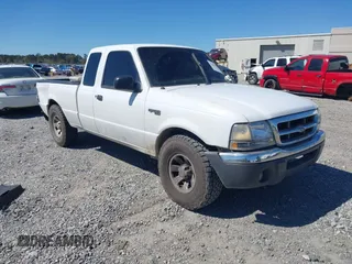 2000 Ford Ranger XL z VIN 1FTYR14V3YTA49174, wystawiony jako IAAI lot #41857986 z przebiegiem 229 675 mil mil oraz . Historia ofert i sprzedaży dostępna na DreamBid. Obrazek 1.