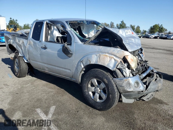 2011 Nissan Frontier SV z VIN 1N6AD0CU3BC447119, wystawiony jako Copart lot #46417145 z przebiegiem Nie podano mil oraz Szkoda całkowita • Salvage title. Historia ofert i sprzedaży dostępna na DreamBid. Obrazek 4.