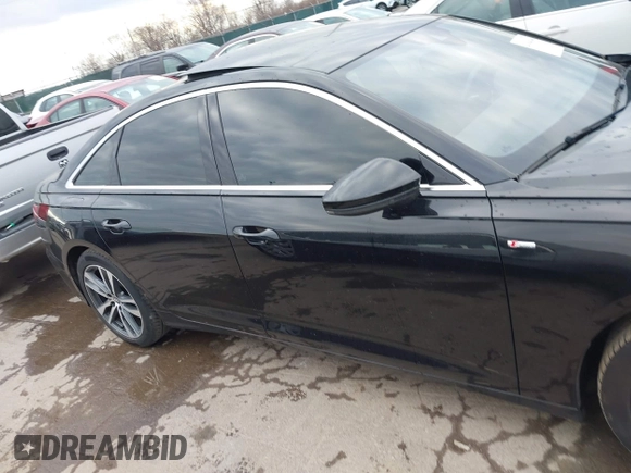 2019 Audi A6 Premium with VIN WAUK2AF28KN054828, listed as a IAAI auction lot 41840446 with 128,759 mi miles. Bid and sale history available at carsss.com. Image 13.