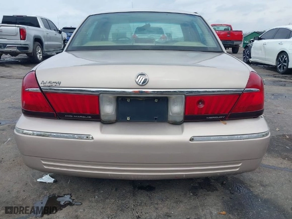 1998 Mercury Grand Marquis LS with VIN 2MEFM75W2WX695255, listed as a IAAI auction lot 41481865 with 177,365 mi miles. Bid and sale history available at carsss.com. Image 16.