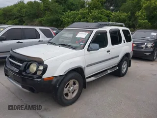 2004 Nissan Xterra XE z VIN 5N1ED28T74C667541, wystawiony jako IAAI lot #42183530 z przebiegiem 135 187 mil mil oraz . Historia ofert i sprzedaży dostępna na DreamBid. Obrazek 2.