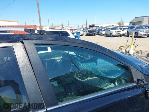 2018 Toyota RAV4 XLE with VIN 2T3WFREV8JW476348, listed as a IAAI auction lot 41641892 with 1 mi miles. Bid and sale history available at carsss.com. Image 5.