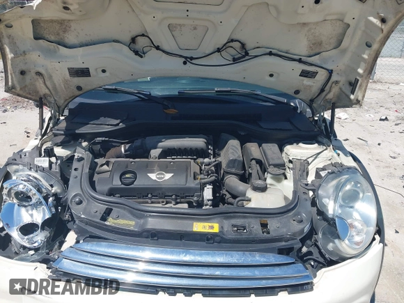 2015 MINI Convertible with VIN WMWZN3C53FT861968, listed as a IAAI auction lot 42717485 with 79,840 mi miles and . Bid and sale history available at DreamBid. Image 10.