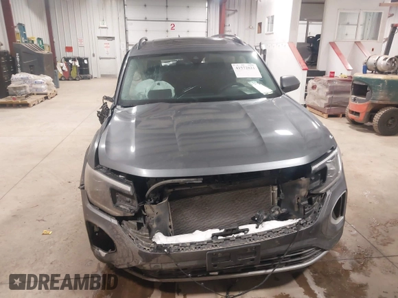 2024 Volkswagen Atlas SE with VIN 1V2KR2CA4RC559169, listed as a IAAI auction lot 41572821 with 25,998 mi miles and . Bid and sale history available at DreamBid. Image 13.