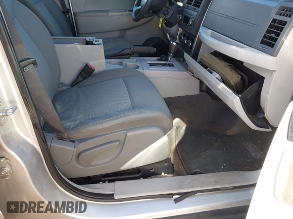 2008 Jeep Liberty Sport with VIN 1J8GN28K68W232640, listed as a IAAI auction lot 41912244 with 143,674 mi miles. Bid and sale history available at carsss.com. Image 5.