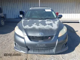 2009 Toyota Matrix S z VIN 2T1LE40E09C006482, wystawiony jako IAAI lot #42624578 z przebiegiem 163 224 mil mil oraz . Historia ofert i sprzedaży dostępna na DreamBid. Obrazek 6.