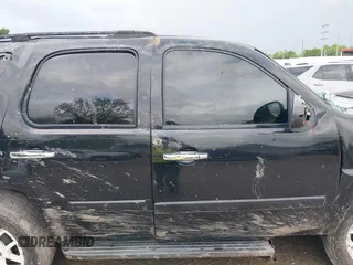 2007 Chevrolet Tahoe LS с VIN 1GNFC13C27R279400, выставлен на аукционе IAAI как лот 39134497 с пробегом 205 338 миль миль и . История ставок и продаж доступна на DreamBid. Изображение 14.