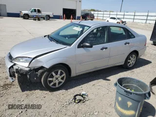 2005 Ford Focus S with VIN 1FAHP34N15W193100, listed as a Copart auction lot 52747555 with 66,634 mi miles and Salvage Title. Bid and sale history available at carsss.com. Image 1.