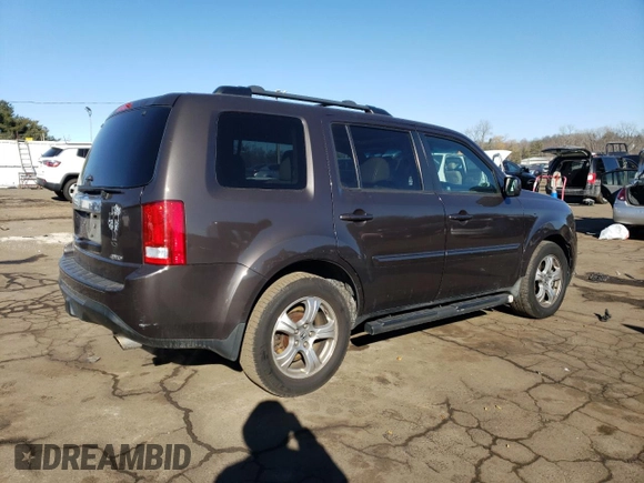 2012 Honda Pilot EX-L with VIN 5FNYF4H68CB044027, listed as a Copart auction lot 41783045 with 241,822 mi miles and Salvage Title. Bid and sale history available at carsss.com. Image 3.