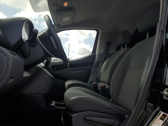 2021 Nissan NV200 SV with VIN 3N6CM0KN9MK695939, listed as a Copart auction lot 52696025 with 65,639 mi miles and Salvage title. Bid and sale history available at DreamBid. Image 7.