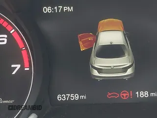 2019 Alfa Romeo Giulia z VIN ZARFAMAN5K7621548, wystawiony jako IAAI lot #41744662 z przebiegiem 63 759 mil mil oraz . Historia ofert i sprzedaży dostępna na DreamBid. Obrazek 15.