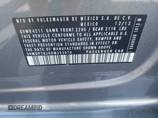 2013 Volkswagen Jetta SE z VIN 3VWDP7AJ0DM253879, wystawiony jako IAAI lot #42224779 z przebiegiem 215 268 mil mil oraz . Historia ofert i sprzedaży dostępna na DreamBid. Obrazek 9.