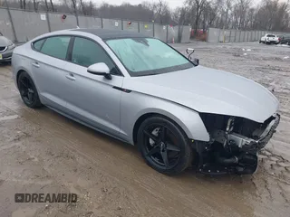 2018 Audi A5 Sportback Premium z VIN WAUDNCF5XJA106942, wystawiony jako IAAI lot #41576883 z przebiegiem 82 423 mil mil oraz . Historia ofert i sprzedaży dostępna na DreamBid. Obrazek 1.