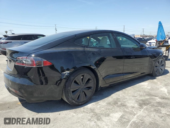 2022 Tesla Model S with VIN 5YJSA1E58NF463934, listed as a Copart auction lot 52435155 with 18,954 mi miles and Salvage Title. Bid and sale history available at DreamBid. Image 3.