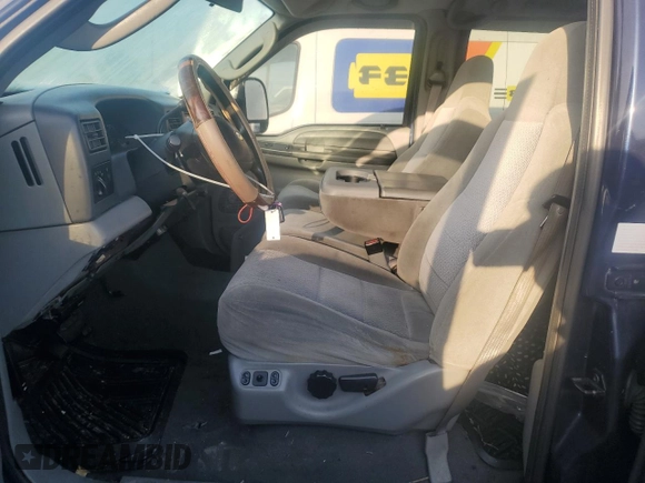 2003 Ford F-350 with VIN 1FTSW30PX3EC59706, listed as a Copart auction lot 74680424 with 155,093 mi miles and Salvage title. Bid and sale history available at DreamBid. Image 7.