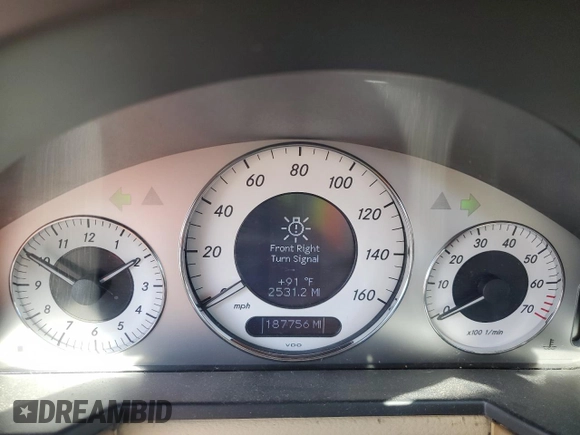 2009 Mercedes-Benz E 350 Luxury with VIN WDBUF56XX9B420690, listed as a Copart auction lot 52776355 with 187,756 mi miles and Salvage Title. Bid and sale history available at DreamBid. Image 9.