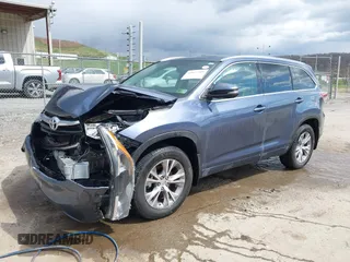 2015 Toyota Highlander XLE z VIN 5TDJKRFH5FS080160, wystawiony jako IAAI lot #42037799 z przebiegiem 135 694 mil mil oraz . Historia ofert i sprzedaży dostępna na DreamBid. Obrazek 17.