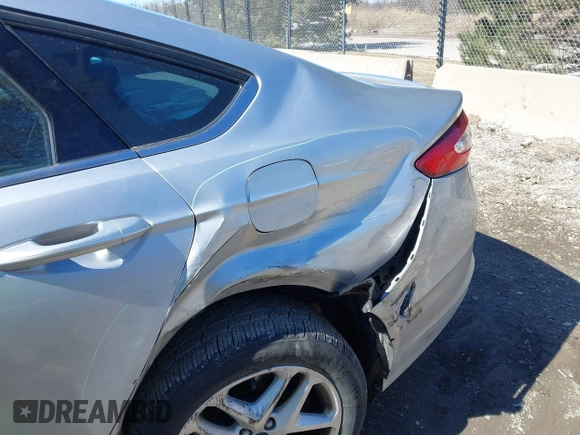 2015 Ford Fusion SE with VIN 1FA6P0H75F5123303, listed as a IAAI auction lot 41853439 with 152,825 mi miles. Bid and sale history available at carsss.com. Image 6.