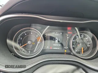 2019 Jeep Cherokee Latitude z VIN 1C4PJLCB9KD171917, wystawiony jako Copart lot #63590115 z przebiegiem 82 546 mil mil oraz Szkoda całkowita • Salvage title. Historia ofert i sprzedaży dostępna na DreamBid. Obrazek 9.